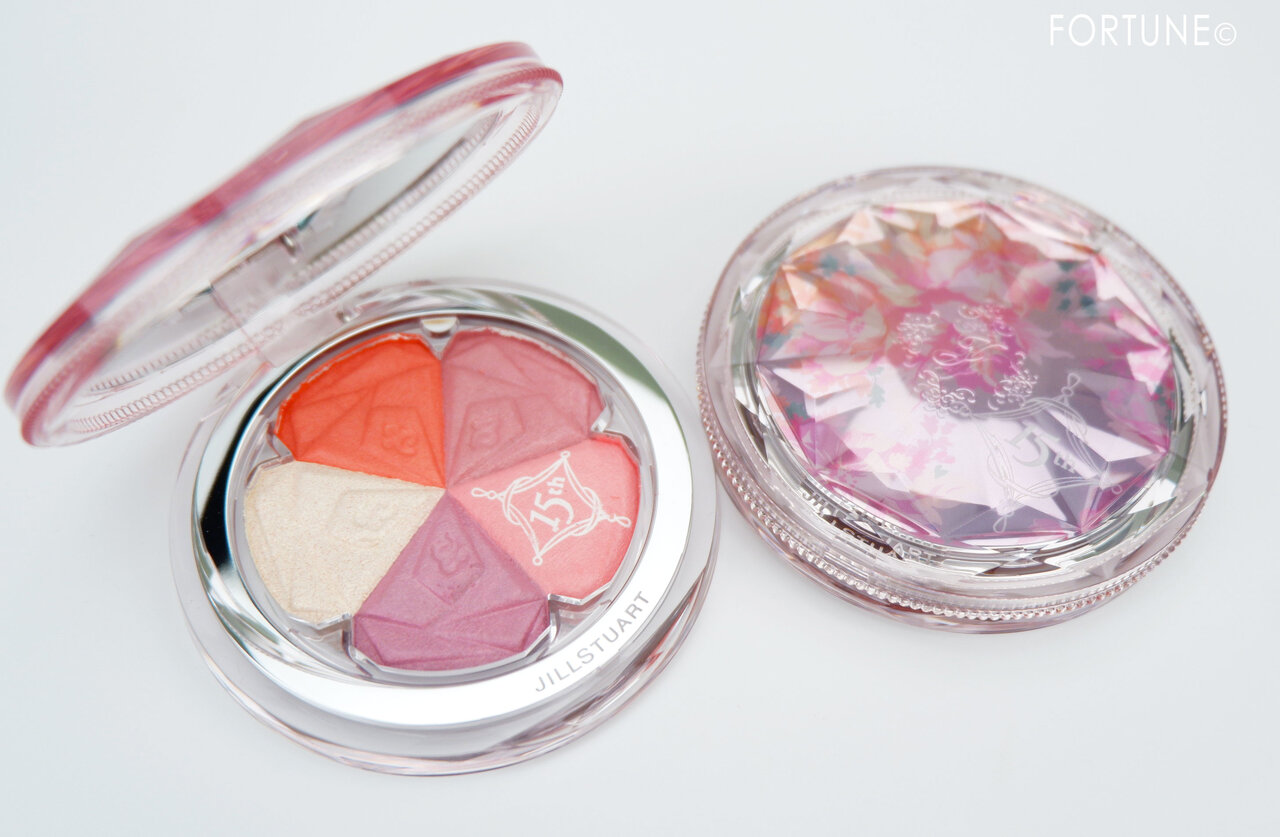 画像：JILL STUART（ジルスチュアート）「ブルーム ミックスブラッシュ コンパクト 15th」