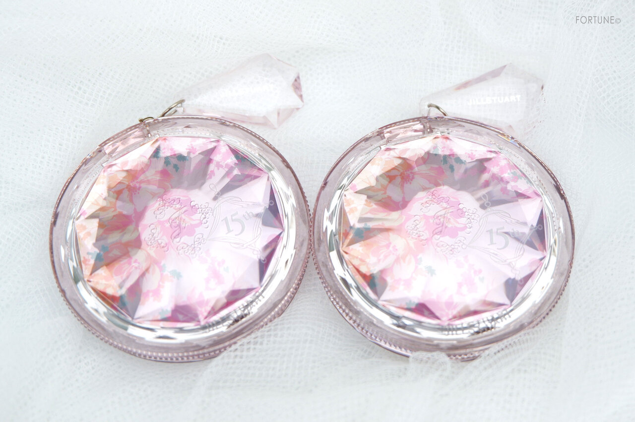 画像：JILL STUART（ジルスチュアート）「ブルーム ミックスブラッシュ コンパクト 15th」