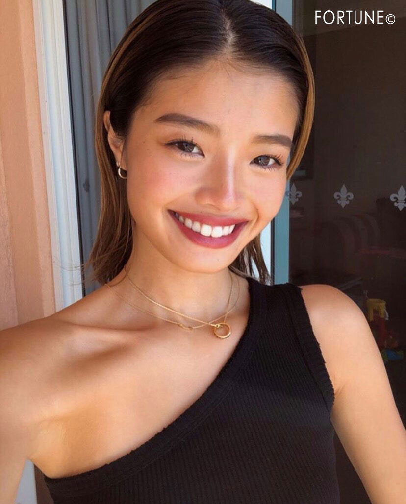 【FORTUNE美女ポーチ Vol.22】ROXYモデル/NANAHA/小濃菜々巴