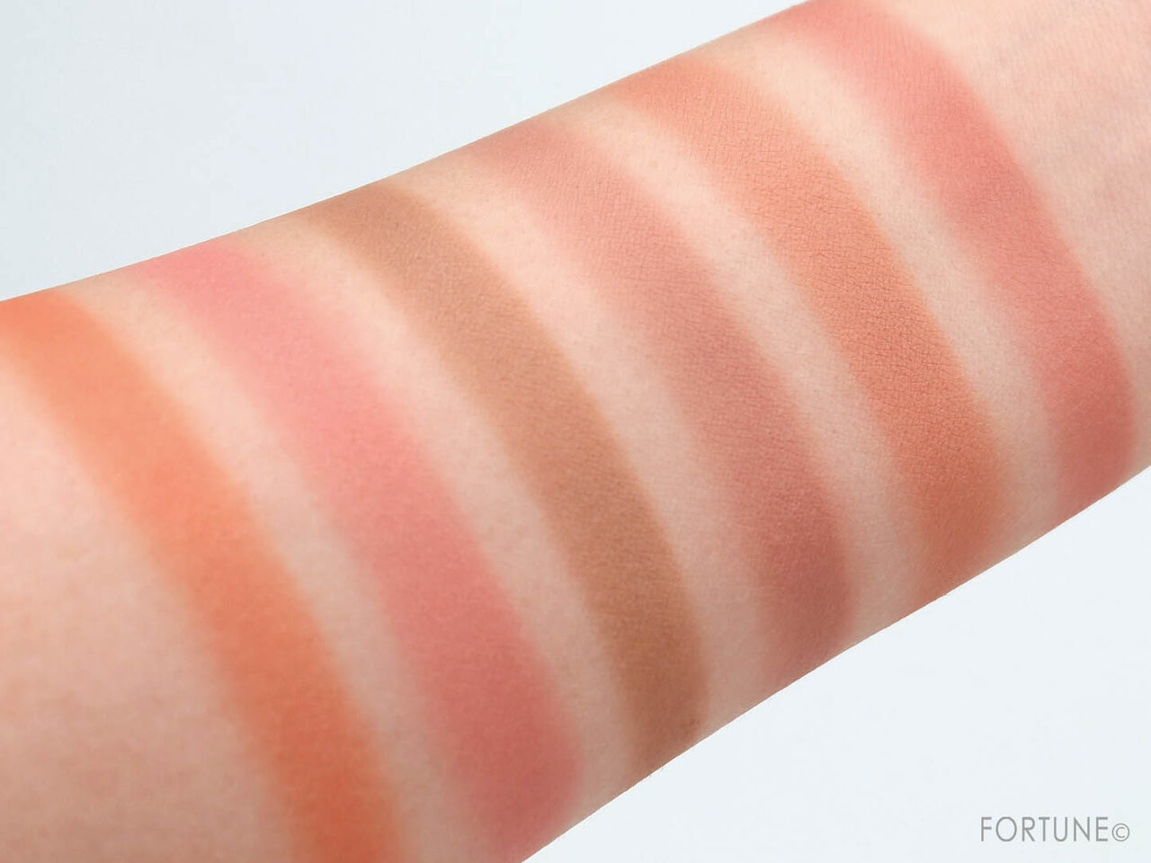 excel（エクセル）2020秋新作シングルアイシャドウ『アイプランナー』/全20色/4種の質感/フラッフィ