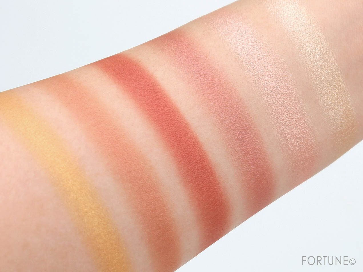 excel（エクセル）2020秋新作シングルアイシャドウ『アイプランナー』/全20色/4種の質感/リッチ