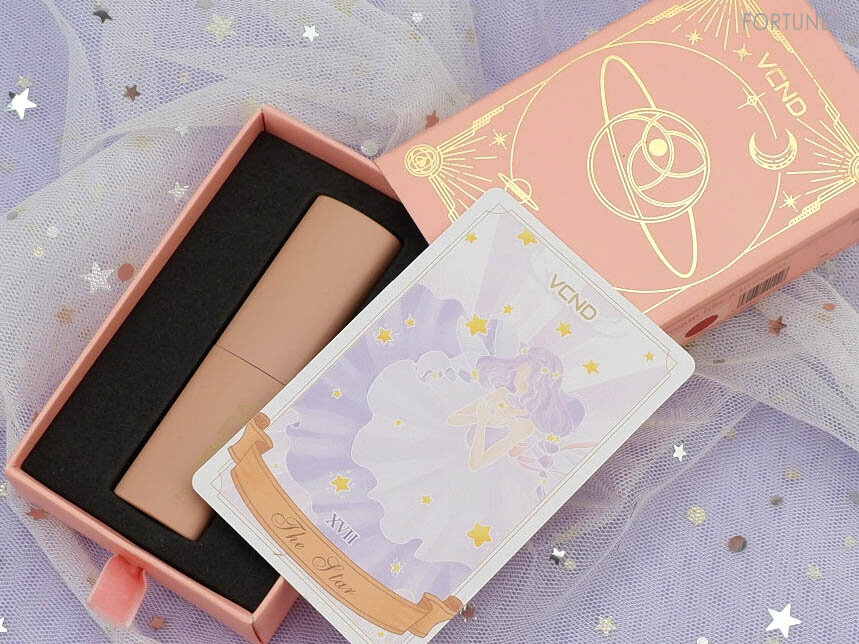 VCND「ピンクミストリップ」中国コスメ