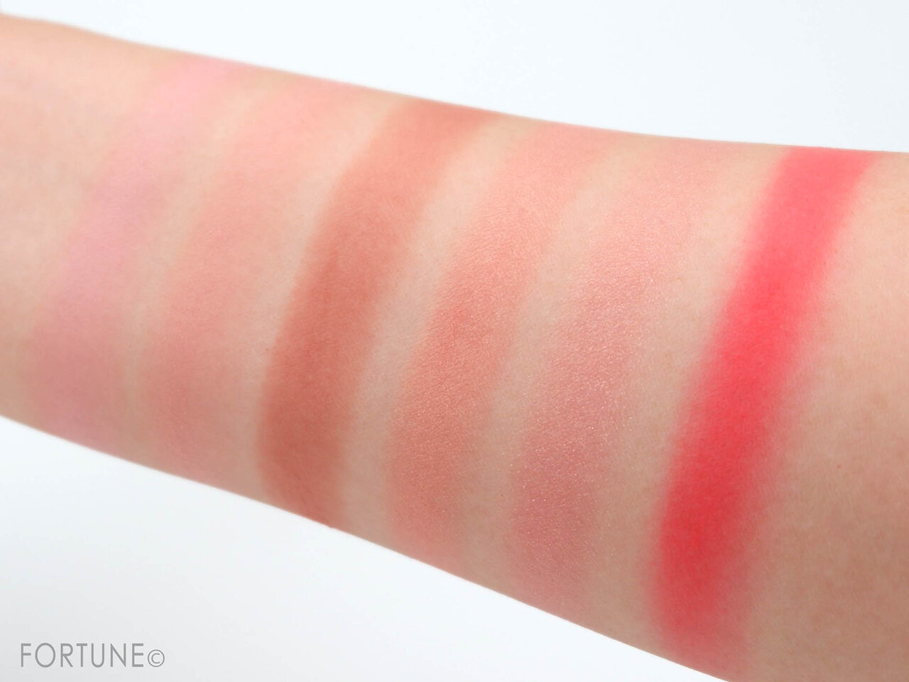 画像：shu uemura（シュウ ウエムラ）『フェイス カラー』