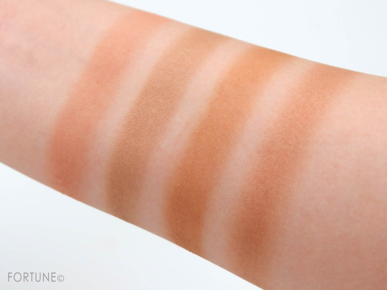 画像：shu uemura（シュウ ウエムラ）『フェイス カラー』