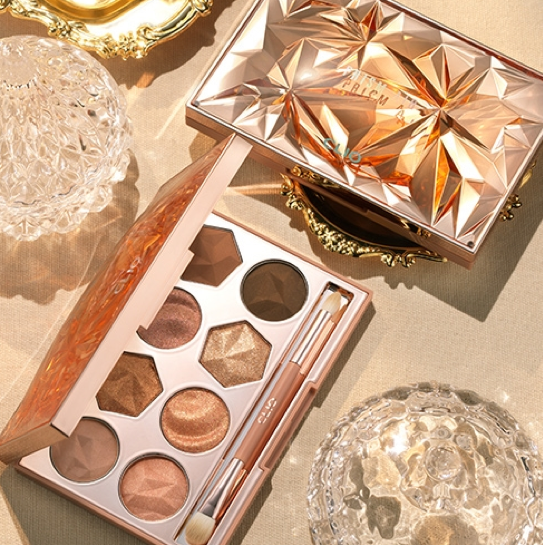 CLIO(クリオ)「プリズムエアーアイパレット」#03 ゴールドブローチ