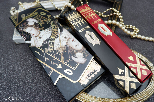 BLACKTIME(ブラックタイム)「クイーン 10色アイシャドウパレット」「クイーンアイブロウ」