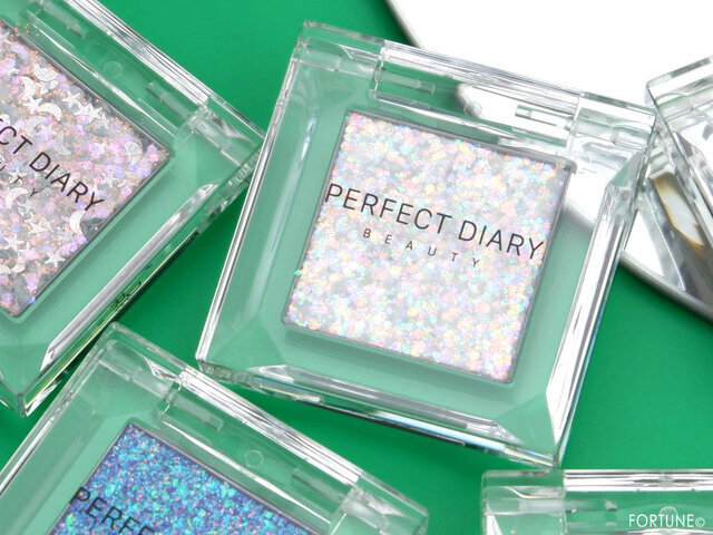 Perfect Diary(パーフェクトダイアリー)「コレクターアイシャドウ」
