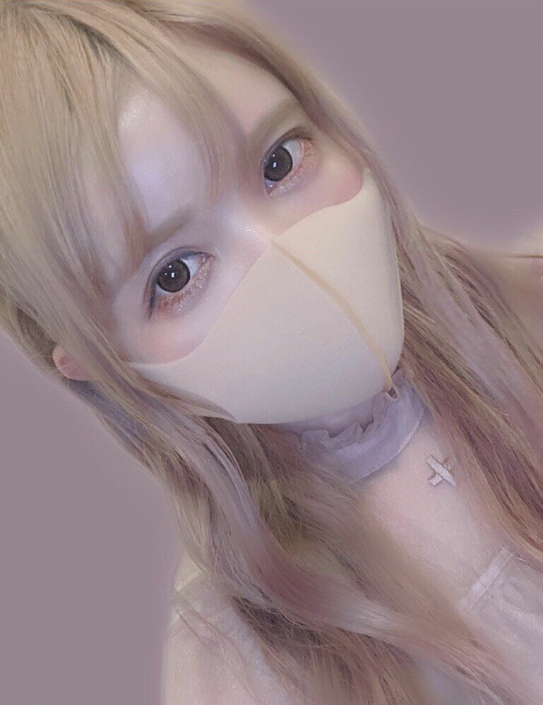 益若つばさプロデュース　アイメイクブランド「DOLLY WINK(ドーリーウインク)」