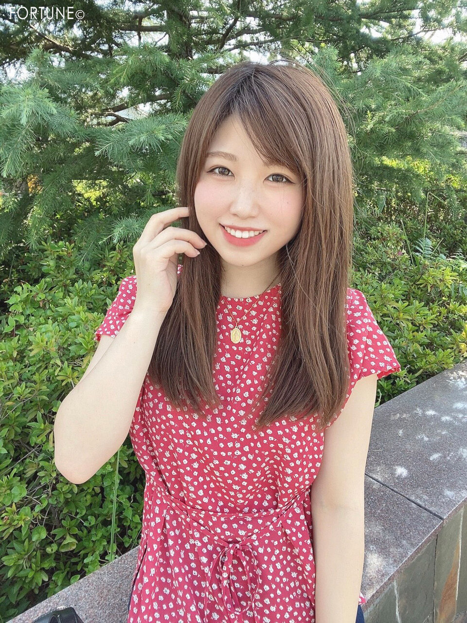 ポーチの中身【FORTUNE美女ポーチ Vol.28】モデル・インフルエンサー・SNSディレクターとマルチに活動する「Rina Franchesca(ちぇすか)」さん