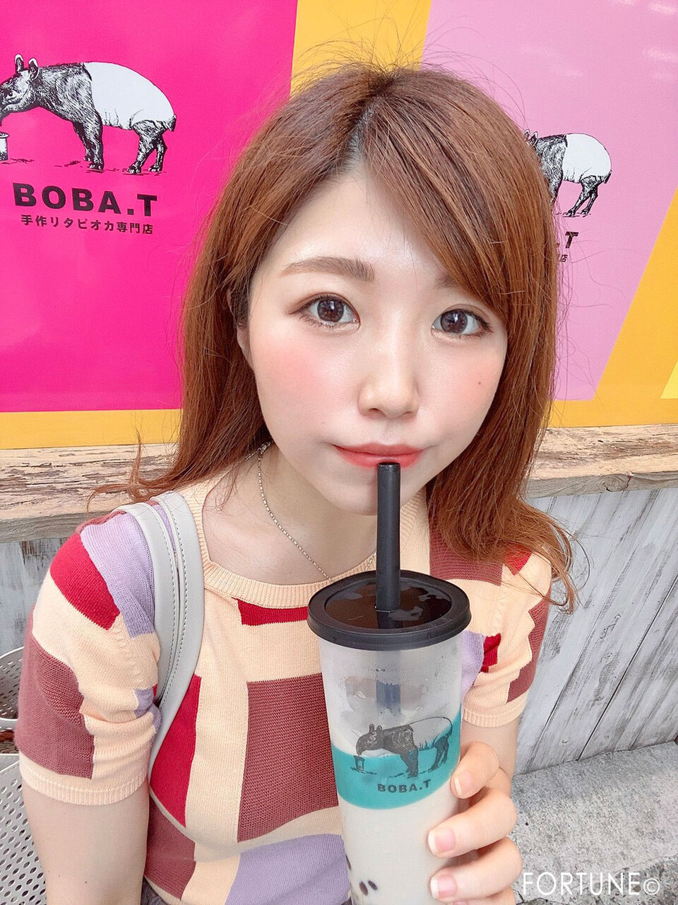 ポーチの中身【FORTUNE美女ポーチ Vol.28】モデル・インフルエンサー・SNSディレクターとマルチに活動する「Rina Franchesca(ちぇすか)」さん