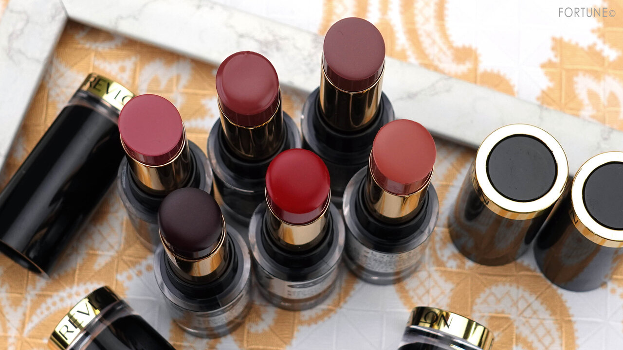 画像：REVLON（レブロン）『レブロン スーパー ラストラス グラス シャイン リップスティック』