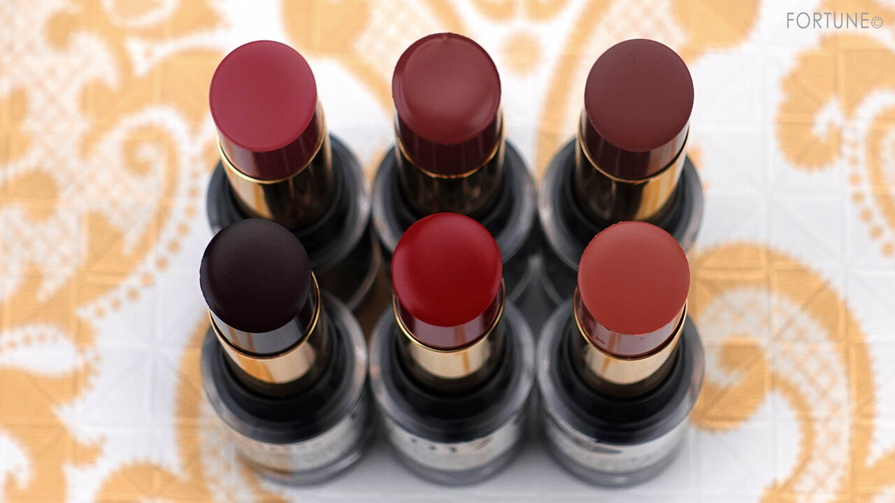 画像：REVLON（レブロン）『レブロン スーパー ラストラス グラス シャイン リップスティック』