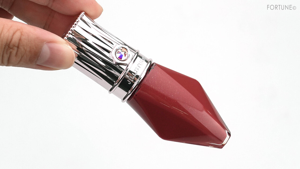 画像：JILL STUART Beauty（ジルスチュアート ビューティ）2020クリスマスコフレ『ジルスチュアート ダズリングワンダーランド コレクション』「ルージュ クリスタル カラット ダズリングワンダーランド」
