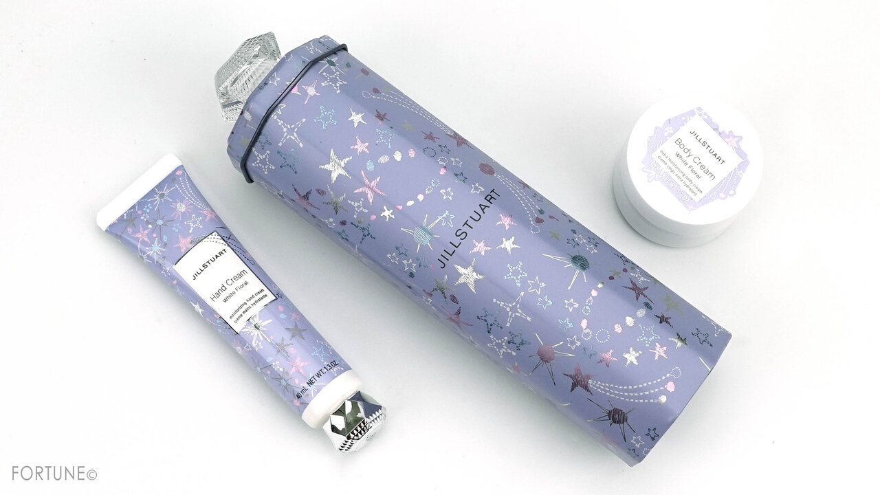 画像：JILL STUART（ジルスチュアート）ライフスタイル クリスマスコフレ「ジルスチュアート ドリーミースターズギフト ボディクリーム＆ハンドクリーム ホワイトフローラル」