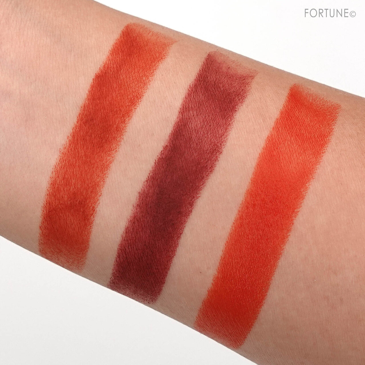 画像：shu uemura（シュウ ウエムラ）ONE PIECE（ワンピース）クリスマスコフレ第1弾「ルージュ アンリミテッド シリーズ」