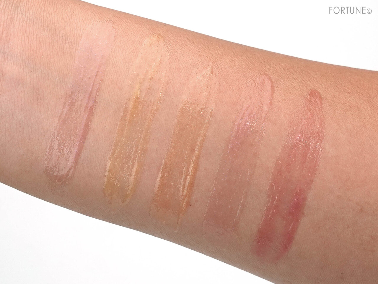 THREE（スリー） 2020 ホリデー メイクアップ コレクション ／リップクラッシュ