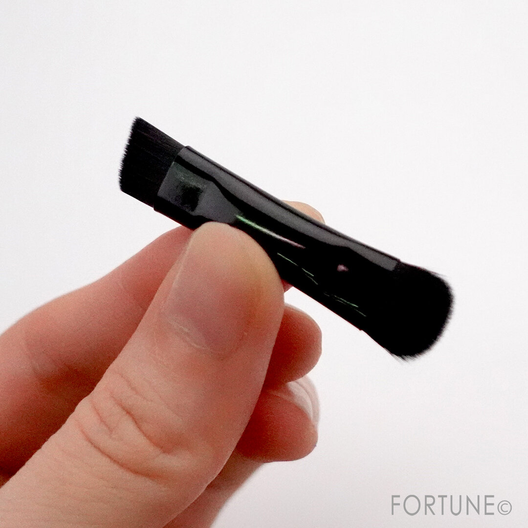 WHOMEE（フーミー） 2020年冬 新作コスメ 『my buddy eyebrow powder（アイブロウパウダー）』