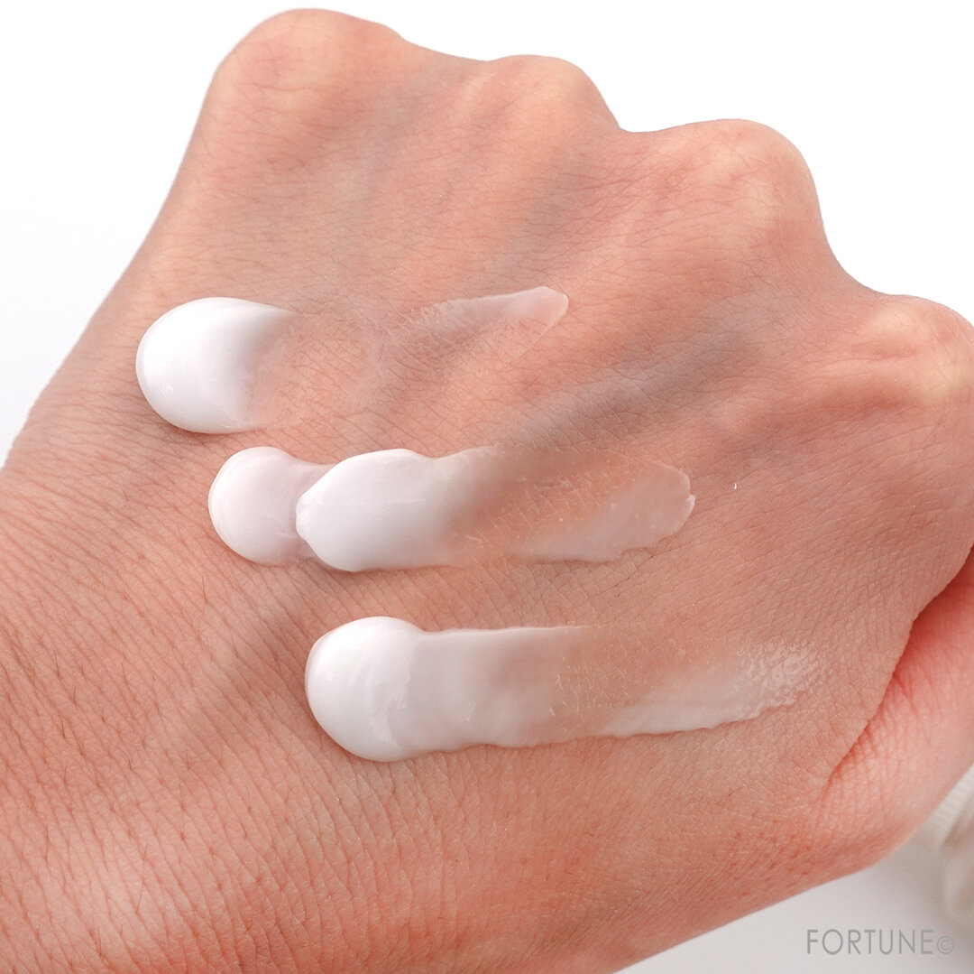 画像：CANMAKE（キャンメイク）2020年冬 新作コスメ『メイクミーハッピー ハンドクリーム』