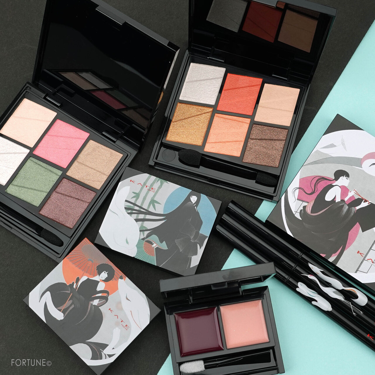 KATE(ケイト) 2020秋冬 新作コスメ 限定シリーズ「東京ヲトギバナシ」ケイト トーンディメンショナルパレット(Ｔ)/ケイト レアフィットジェルペンシル(Ｔ)　スウォッチ・使用レポ・レビュー