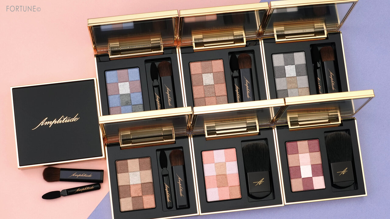 Amplitude(アンプリチュード) 2021春新作コスメ スプリングコレクション「スモーキーシーク フォーアイズ」「スモーキーシーク フォーチークス」レビュー・使用レポ・スウォッチ