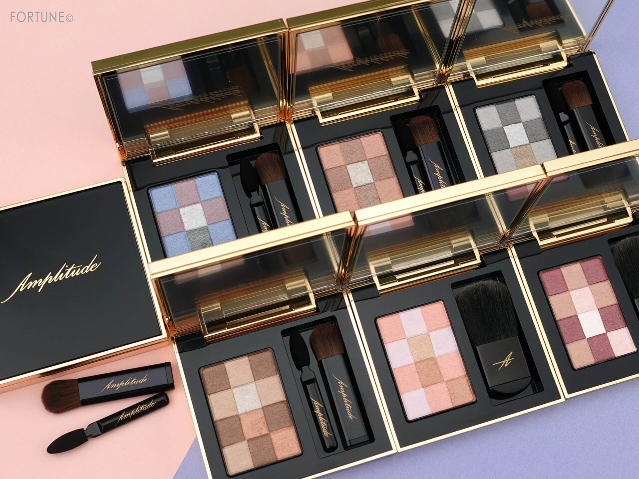Amplitude(アンプリチュード) 2021春新作コスメ スプリングコレクション「スモーキーシーク フォーアイズ」「スモーキーシーク フォーチークス」レビュー・使用レポ・スウォッチ