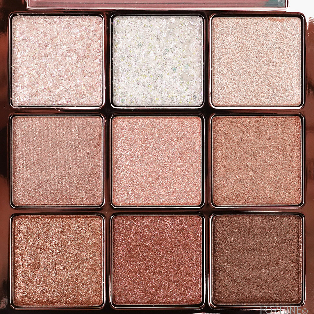 韓国コスメ dasique(デイジーク) 2020年ホリデーコレクション/クリスマスコフレ/新作コスメ『デイジークシャドウパレット』06 スノーブロッサム　使用レポ・レビュー・スウォッチ