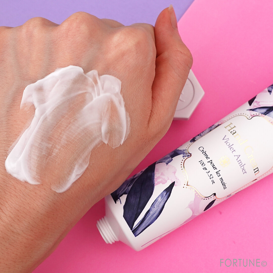 Laline(ラリン) 2021限定デザイン バイオレットアンバー「ハンドクリーム」使用レポ・レビュー