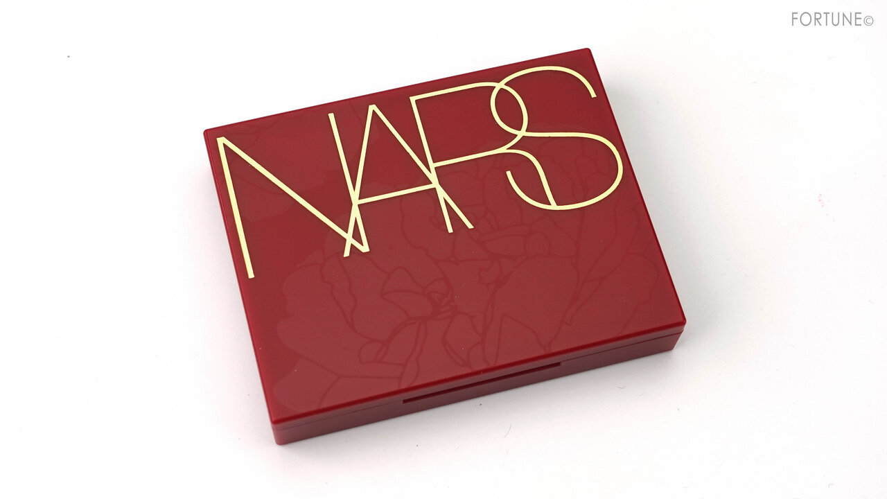NARS(ナーズ) 2021新作コスメ ニューイヤーコレクション「ライトリフレクティングセッティングパウダー プレスト N 00359」レビュー・スウォッチ・使用レポ