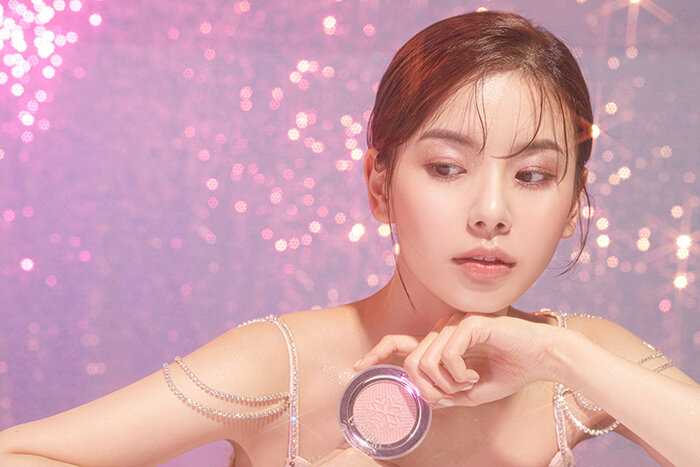 韓国コスメ「dasique(デイジーク)」日本上陸 2020ホリデーコレクション『シャドウパレット』『ウォーターグロスティント』『ブラーベルベットティント』『パステルブラッシャー』『ホリデーハイライター』