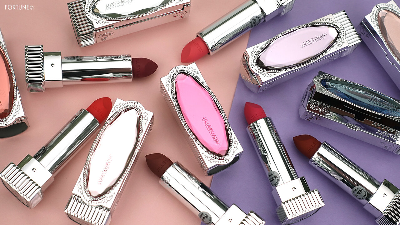  JILL STUART(ジルスチュアート) スプリング コレクション 2021春 新作コスメ『ジルスチュアート ルージュ リップジュエル ジェミーサテン』『ジルスチュアート ルージュ ケース』レビュー・使用レポ・全色スウォッチ