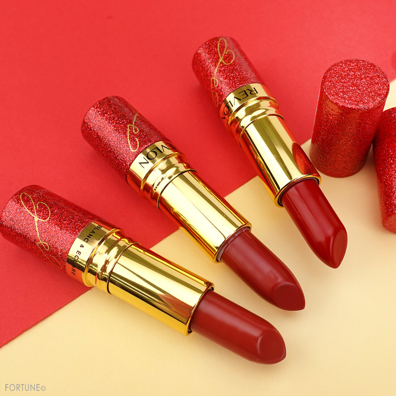 REVLON(レブロン) 2020新作コスメ/限定色・パッケージ ジェシカ・ジュンサイン入り「レブロン スーパー ラストラス リップスティック」レビュー・全色スウォッチ・使用レポ