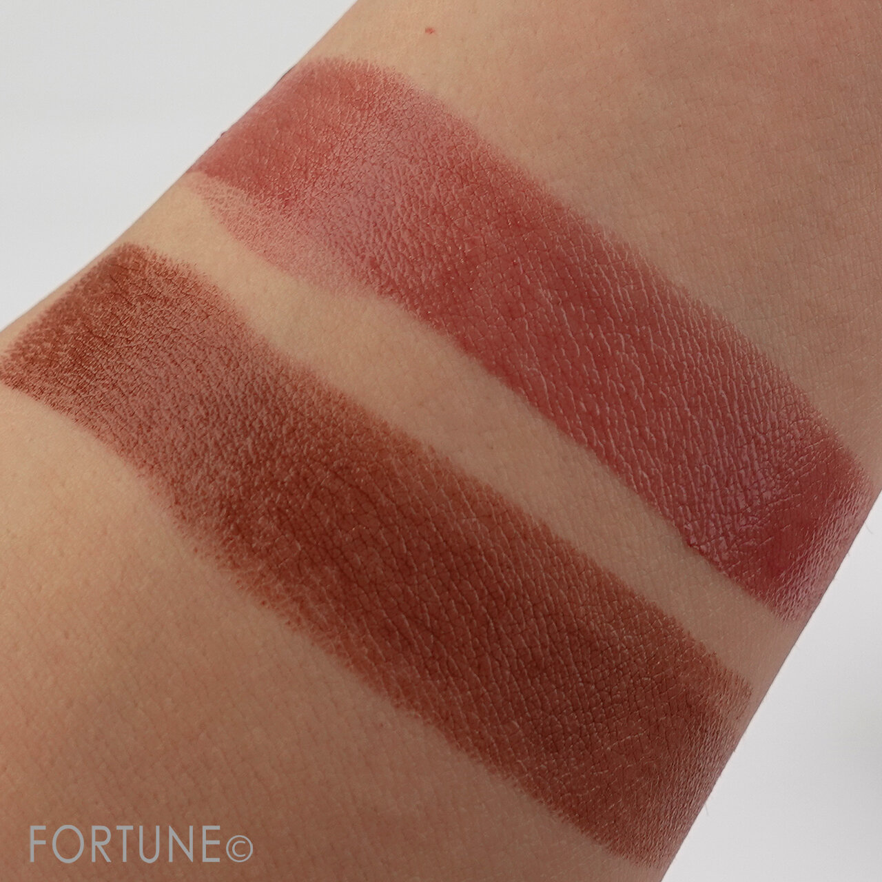 REVLON(レブロン) 2020冬新作コスメ『レブロン スーパー ラストラス グラス シャイン リップスティック』新色007/010 レビュー・全色スウォッチ・使用レポ