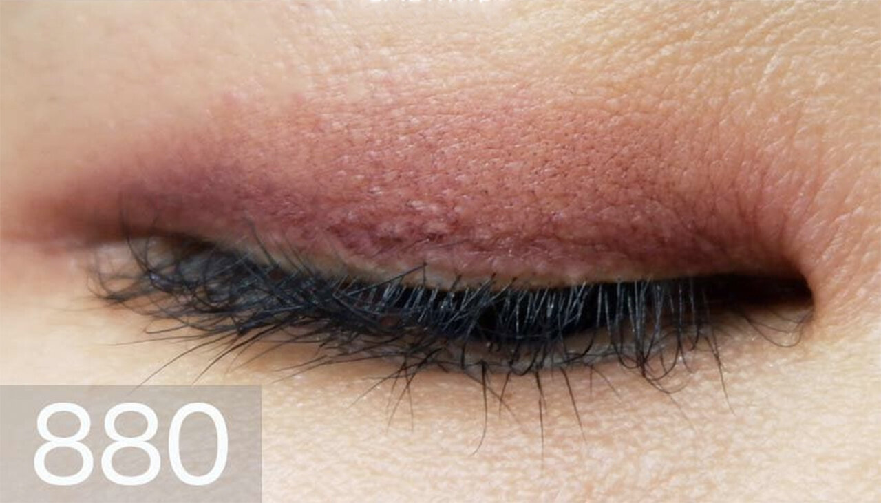 REVLON（レブロン）2020冬新作コスメ『レブロン カラーステイ グレイズ スティック』『レブロン カラーステイ ベロア スティック』