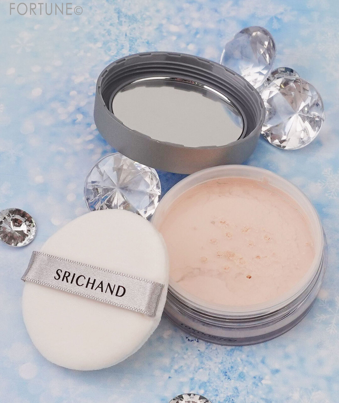 クリスマスコフレ SRICHAND(シーチャン)グローイングパウダー タイコスメ 数量限定 限りなくツヤ肌へ