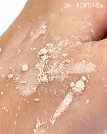 クリスマスコフレ SRICHAND(シーチャン)グローイングパウダー タイコスメ 数量限定 限りなくツヤ肌へ