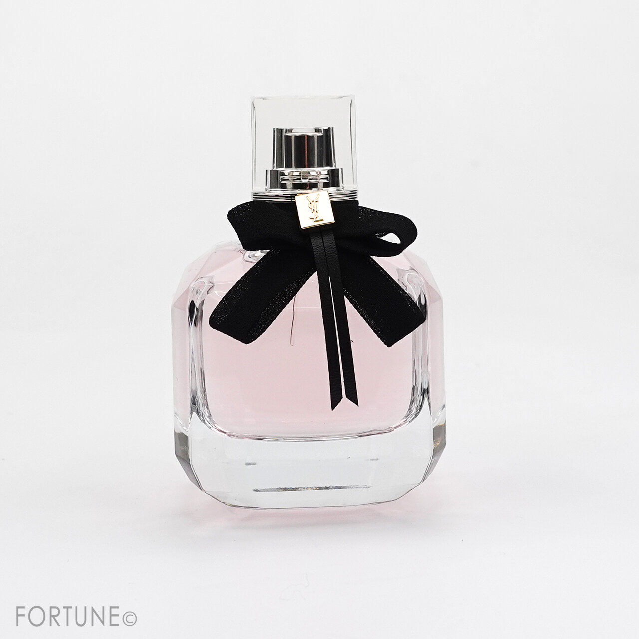 イヴ・サンローラン 「モン パリ オーデパルファム」