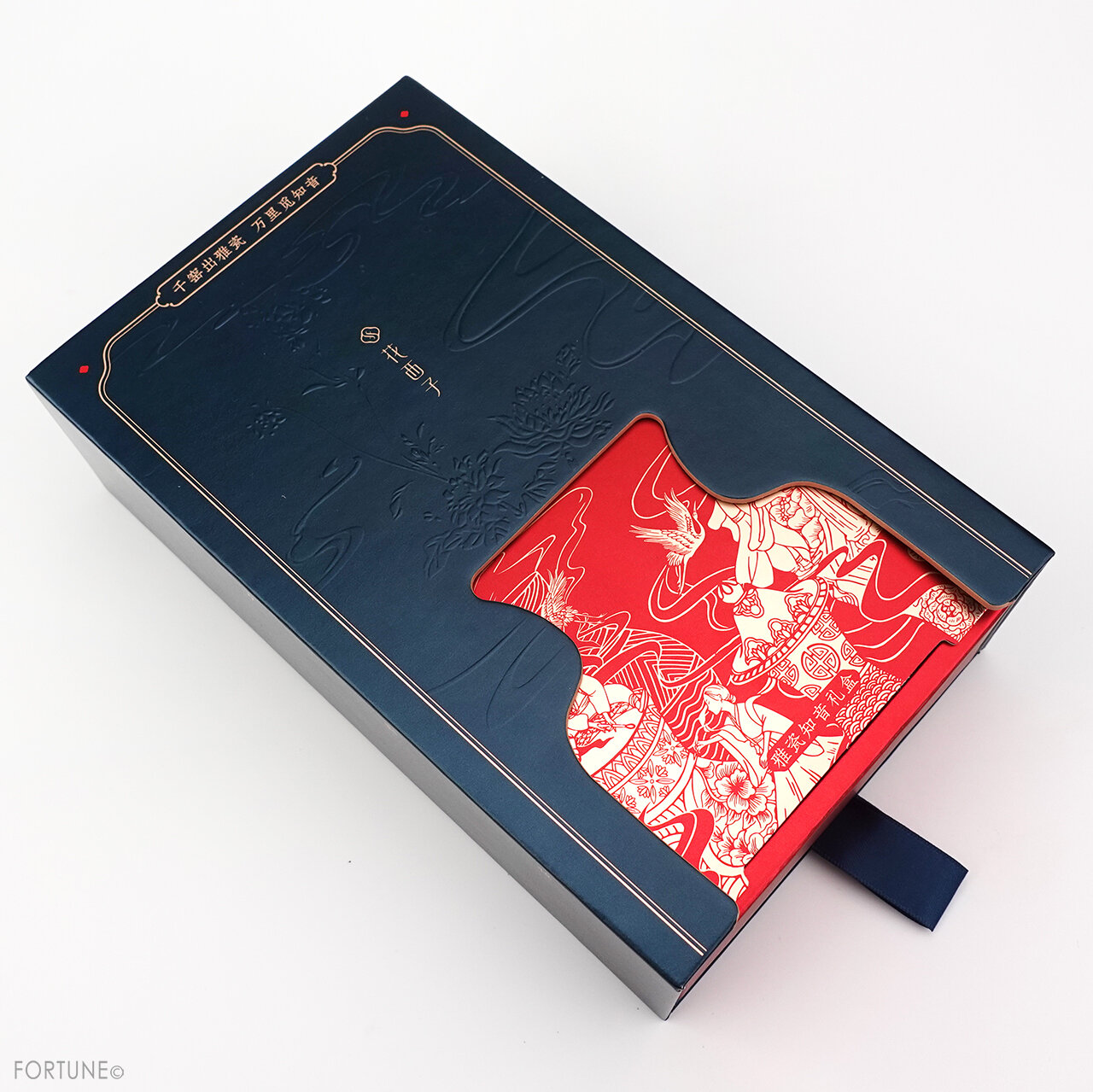 人気中国コスメブランド[花西子]雅磁知音限定ギフトボックス/ 花露玲瓏陶磁リップ