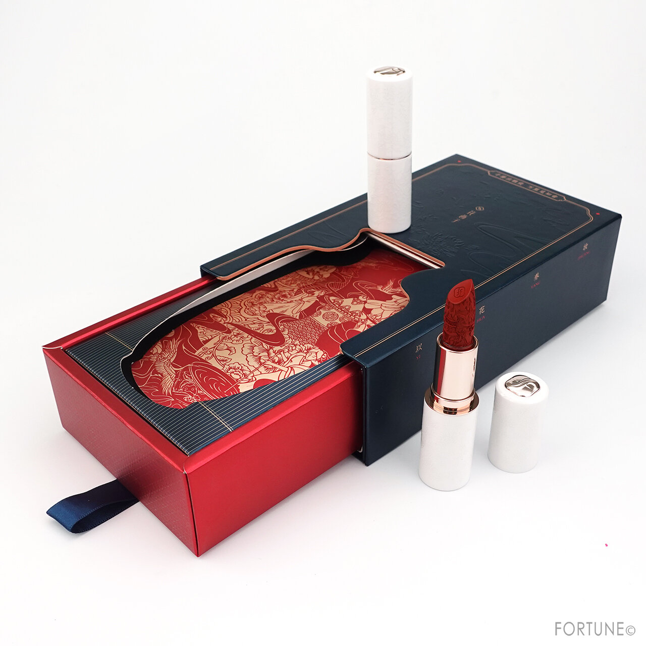 人気中国コスメブランド[花西子]雅磁知音限定ギフトボックス/ 花露玲瓏陶磁リップ
