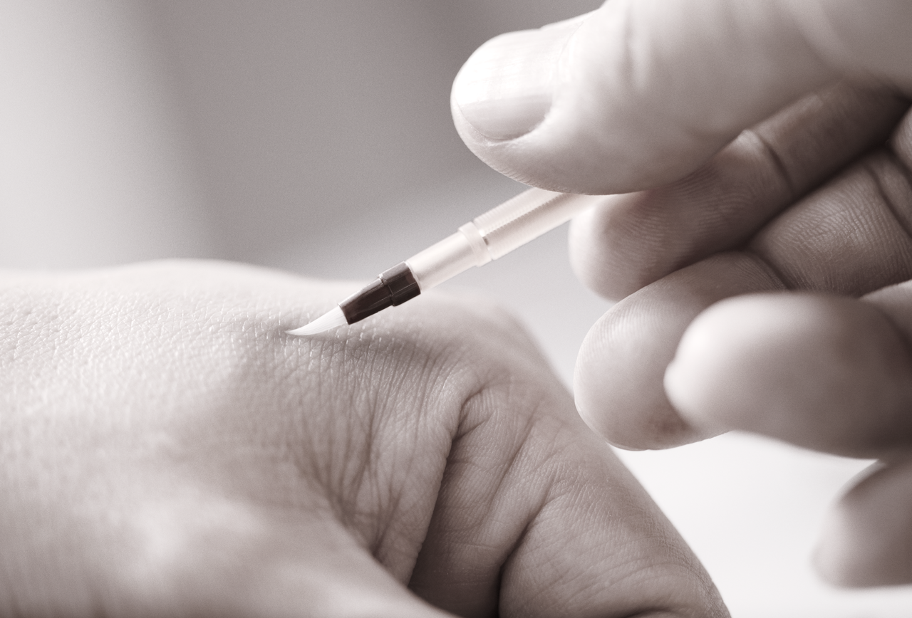 フローフシ/UZU(ウズ) 2021新作コスメ「EYE OPENING LINER 7 SHADES OF BLACK(アイオープニングライナー セブンシェイズ オブ ブラック)」