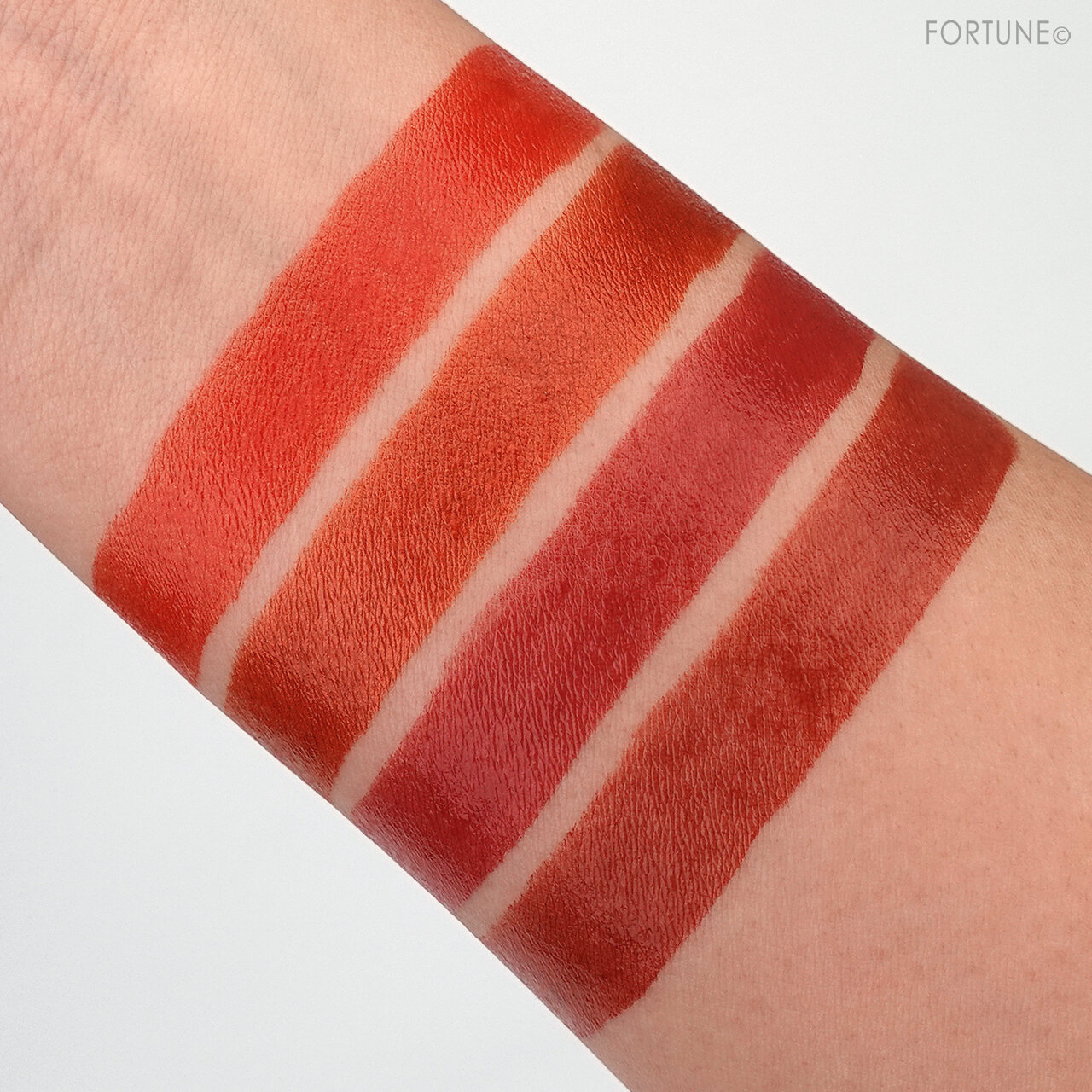 shu uemura(シュウ ウエムラ)2021SS新作コスメ/ルージュ アンリミテッド アイアン レッド コレクション「ルージュ アンリミテッド ラッカーシャイン」新色・限定色　レビュー・全色スウォッチ・使用レポ