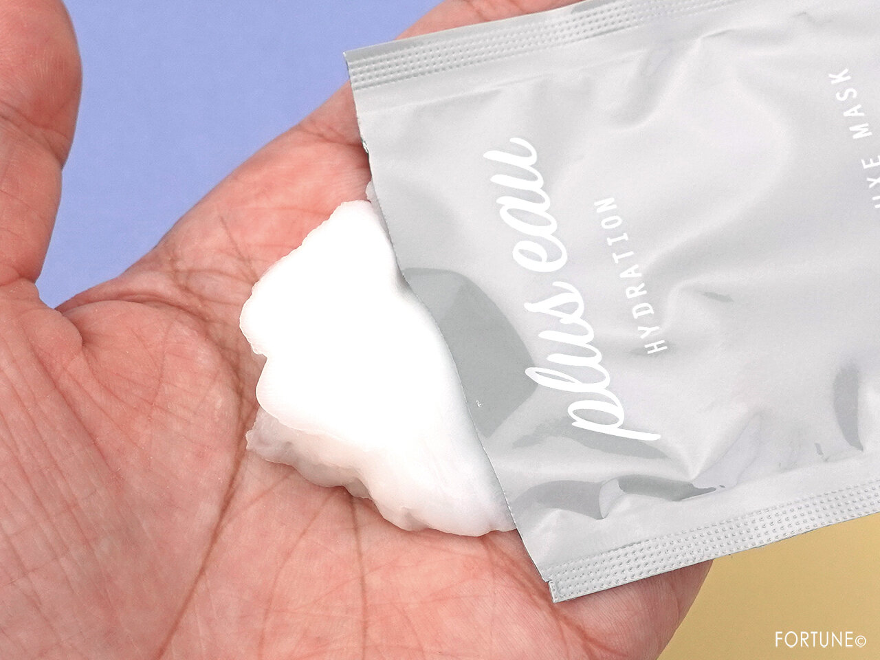 画像：plus eau（プリュスオー）2021新作「メロウリュクスマスク」