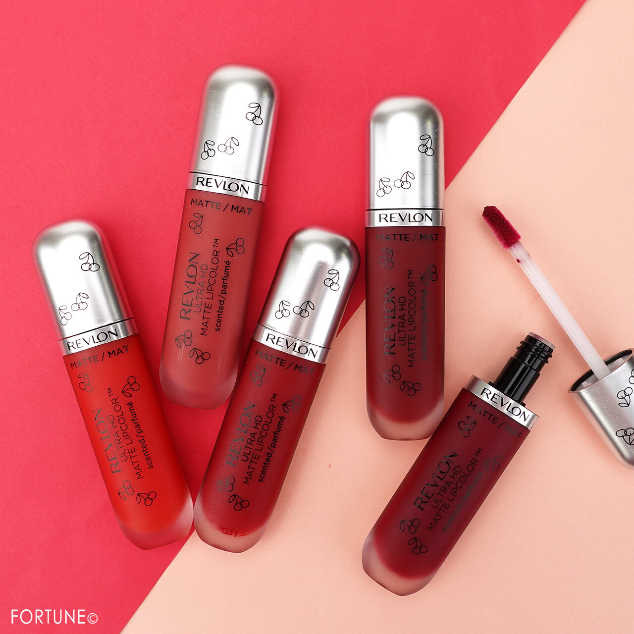 REVLON(レブロン)ウルトラ HD マット リップカラー