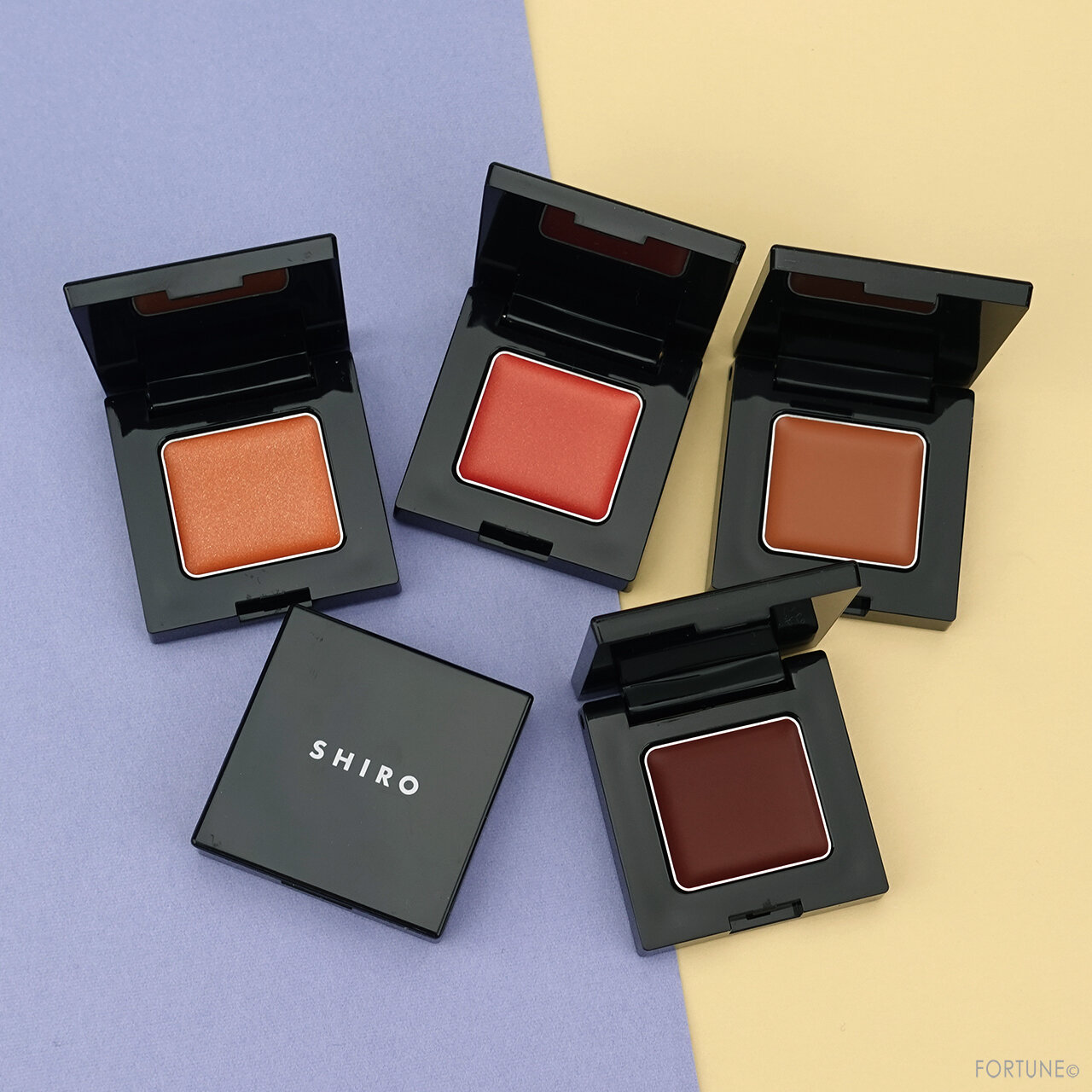 SHIRO/シロ「ジンジャーアイシャドウグロウ」