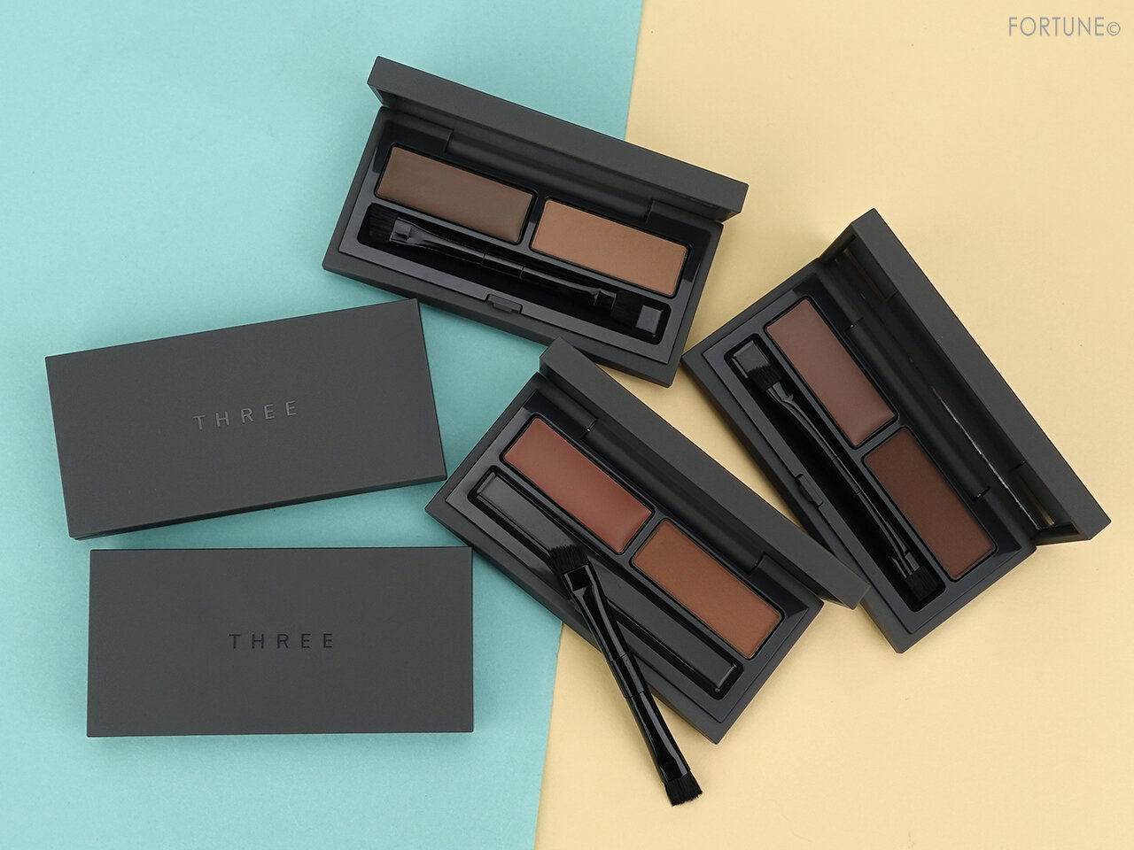 スリー 2021春新作「THREE アドバンスドアイデンティティ ブラウシェーピングデュオ」