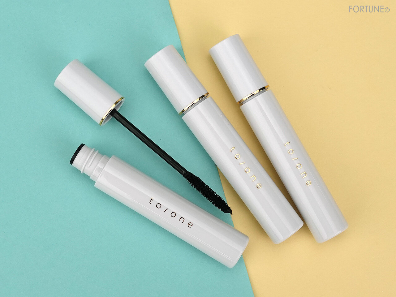 to/one「トーン ロング ラッシュ マスカラ（SL）」