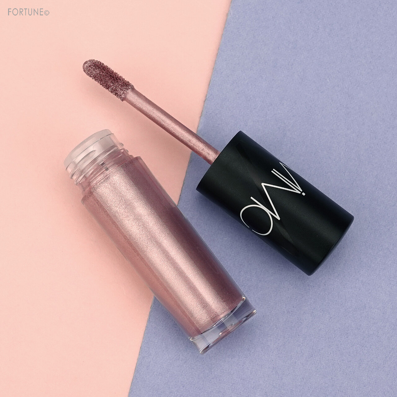 MiMC/エムアイエムシー「ミネラルリキッドリーシャドー 06 INFINITY/インフィニティ」