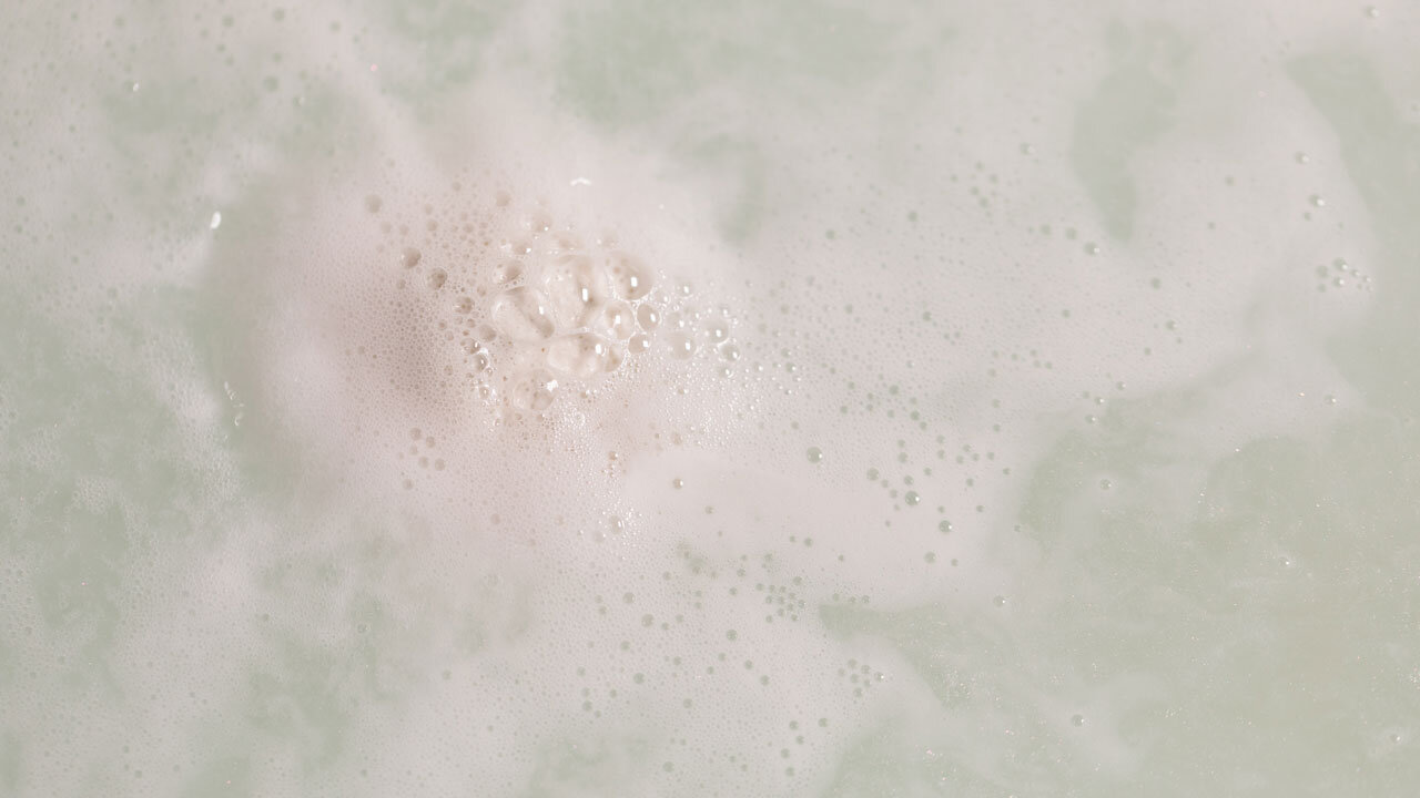 LUSH/ラッシュ マザー オブ パール（バスボム）