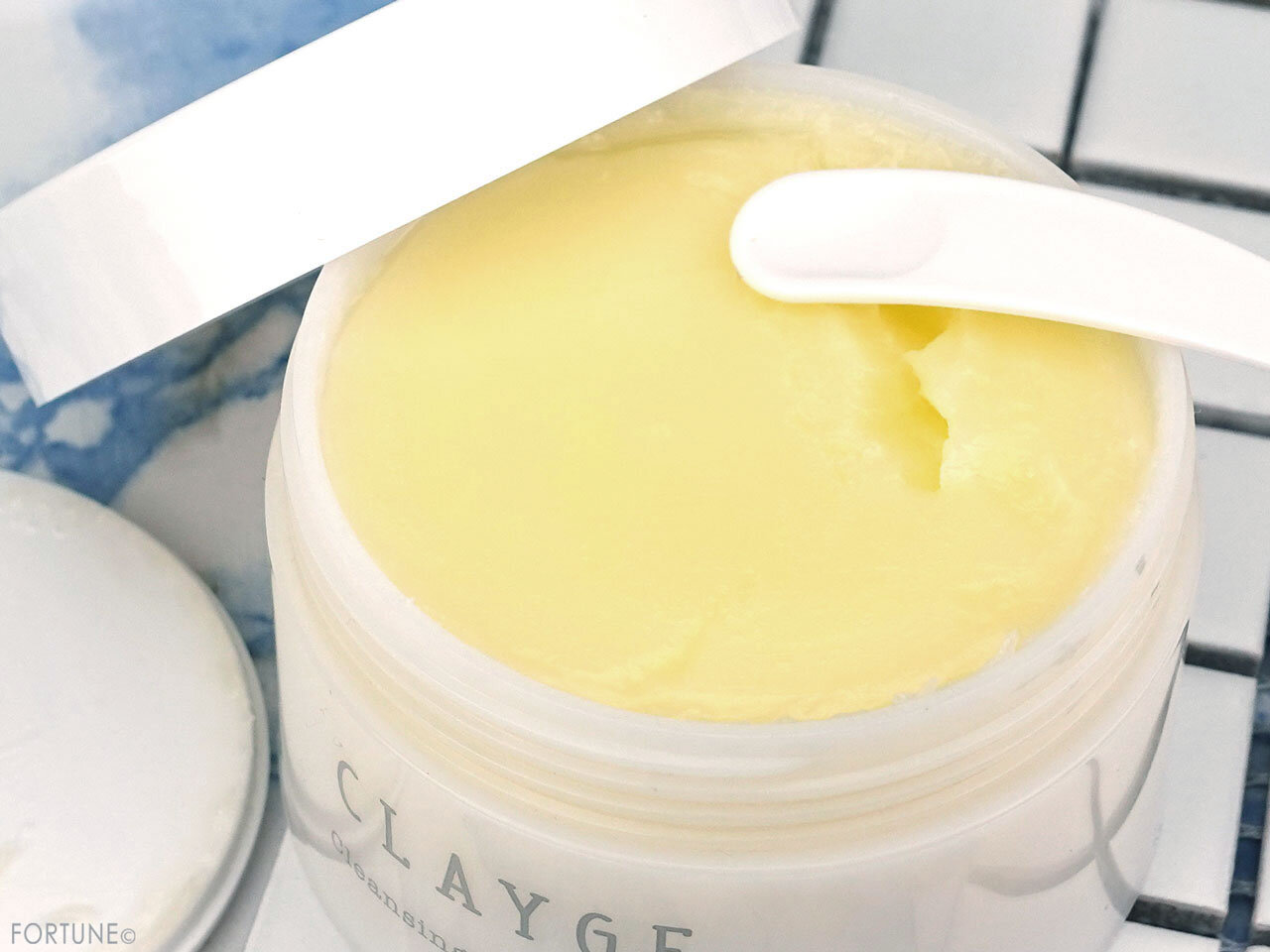 CLAYGE（クレージュ）「クレンジングバーム クリア / モイスト」
