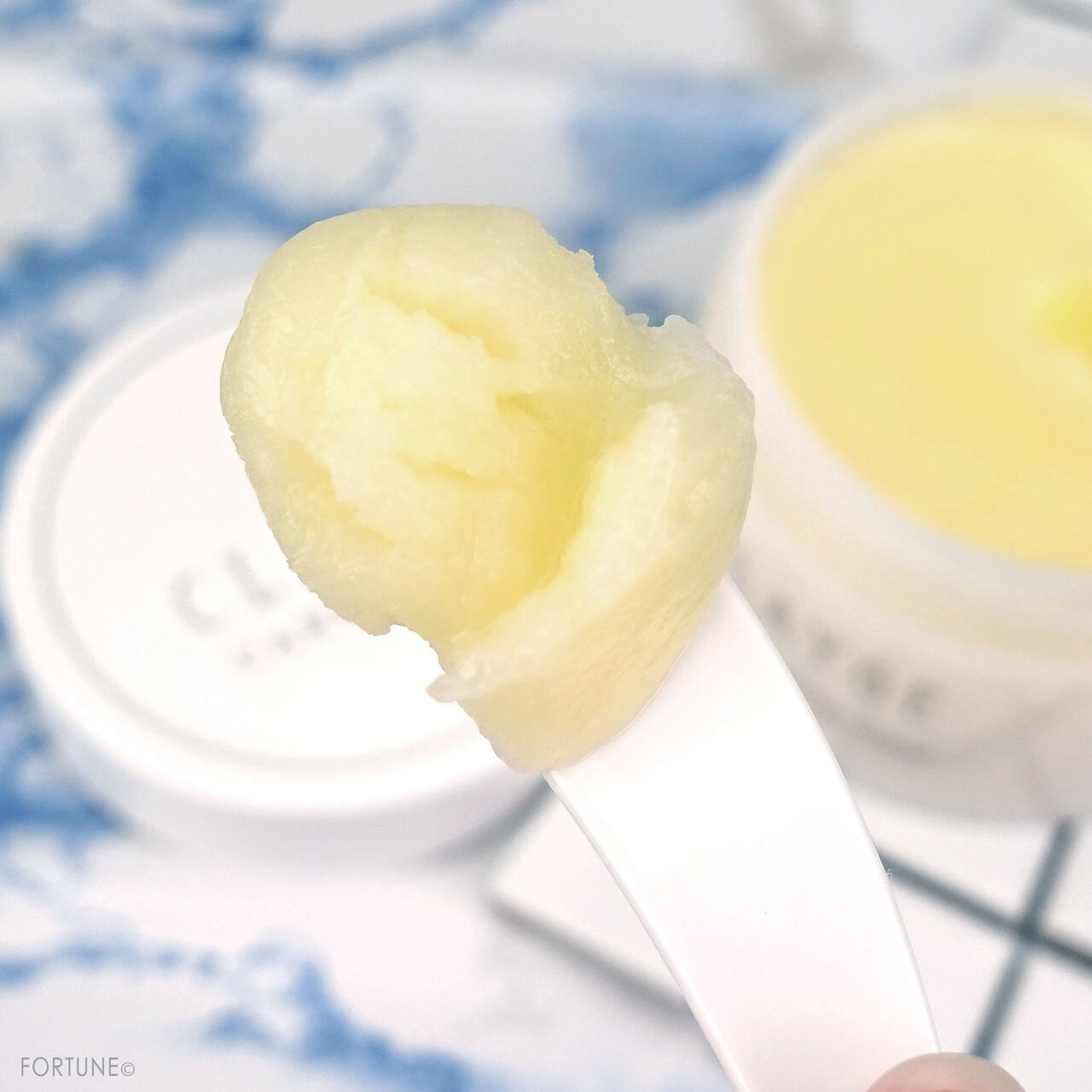 CLAYGE（クレージュ）「クレンジングバーム クリア / モイスト」