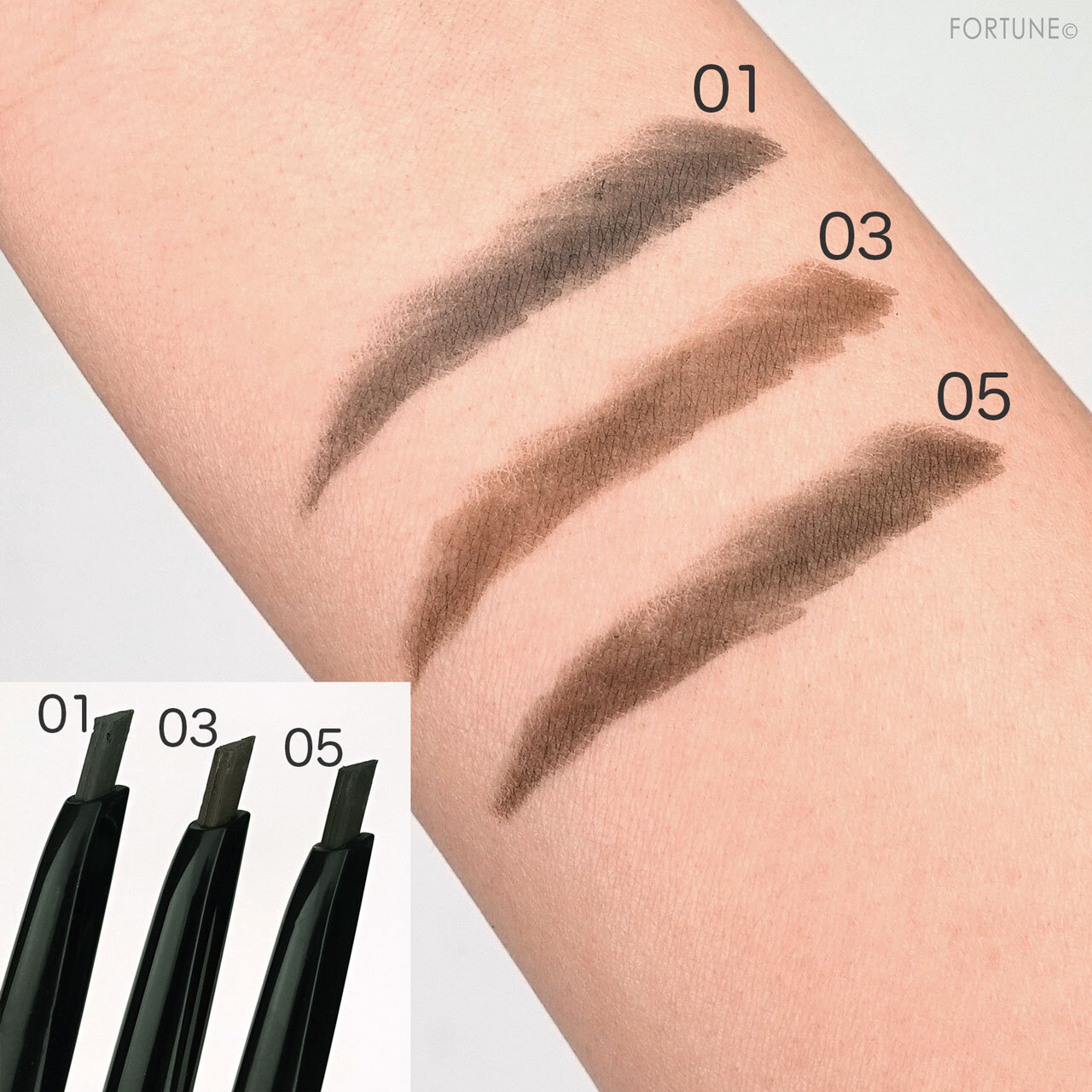 花西子（Florasis）「螺黛生花何首烏アイブローペンシル」